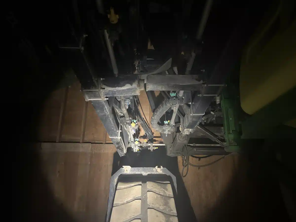 Gallery image 2 for 2012 Top Air TA1600 Sprayer - Pull Type