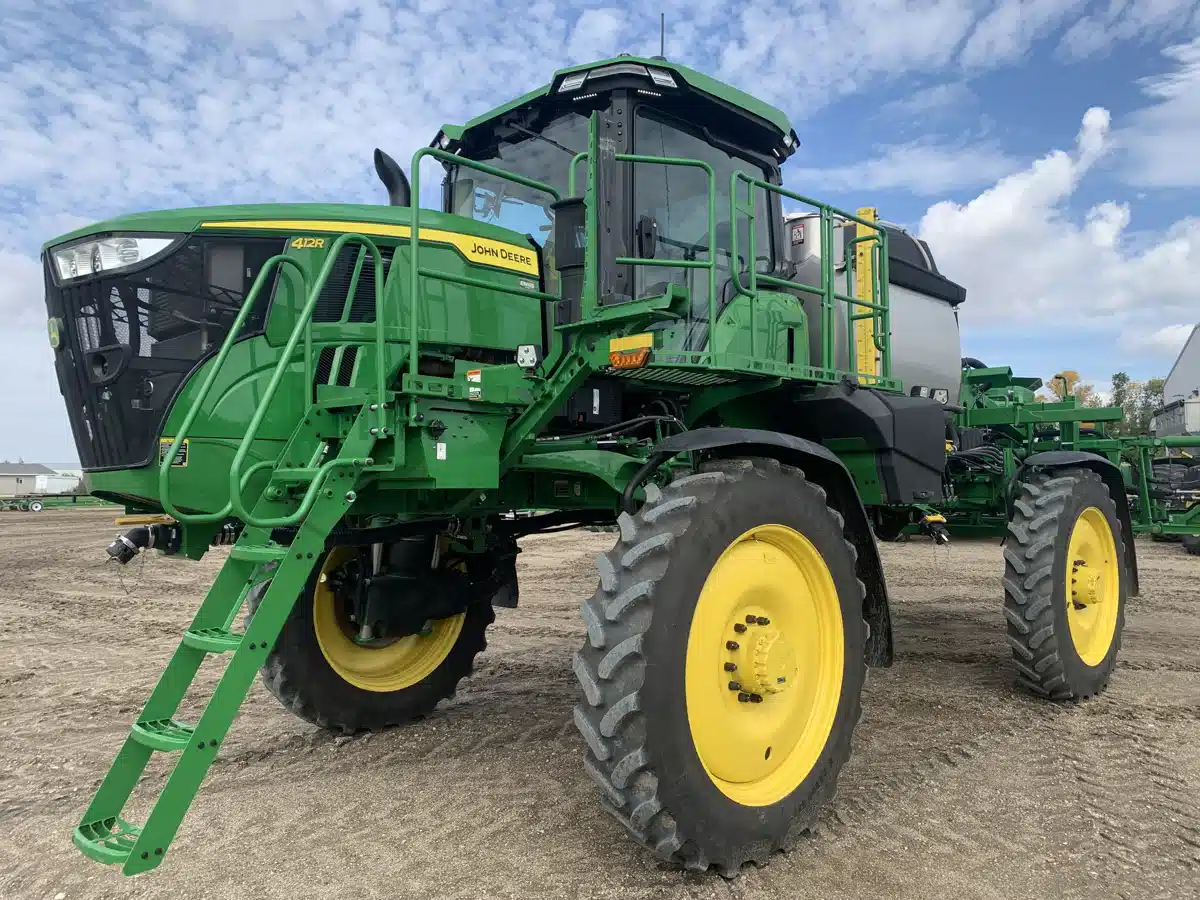 Gallery image 1 for 2025 John Deere 412R Sprayer - Self Propelled