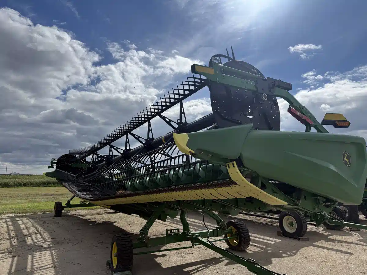 Photo de la Galerie 1 pour 2023 John Deere HD45R Nez - Toile/Tapis