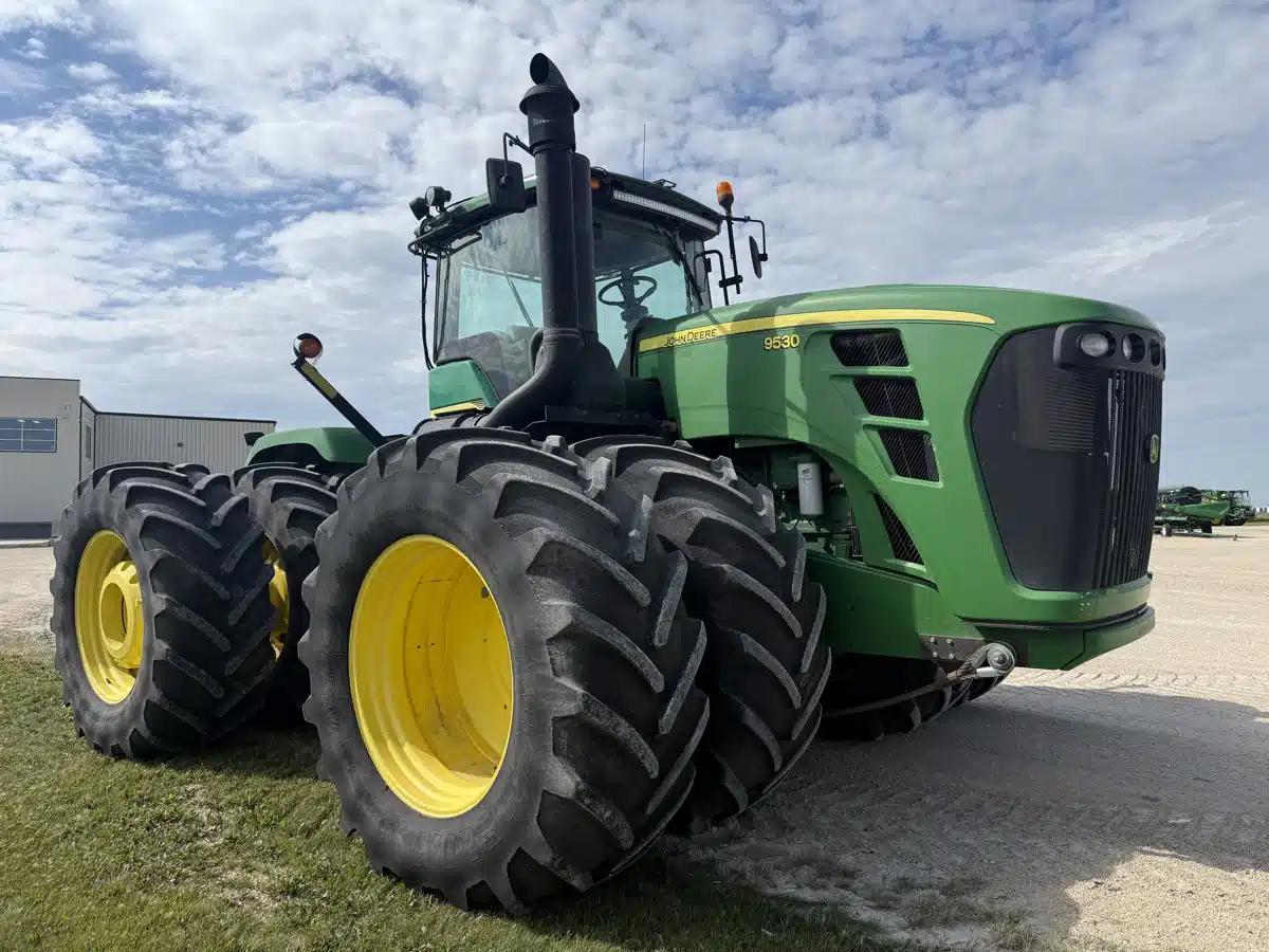 Photo de la Galerie 1 pour 2008 John Deere 9530 Tracteur