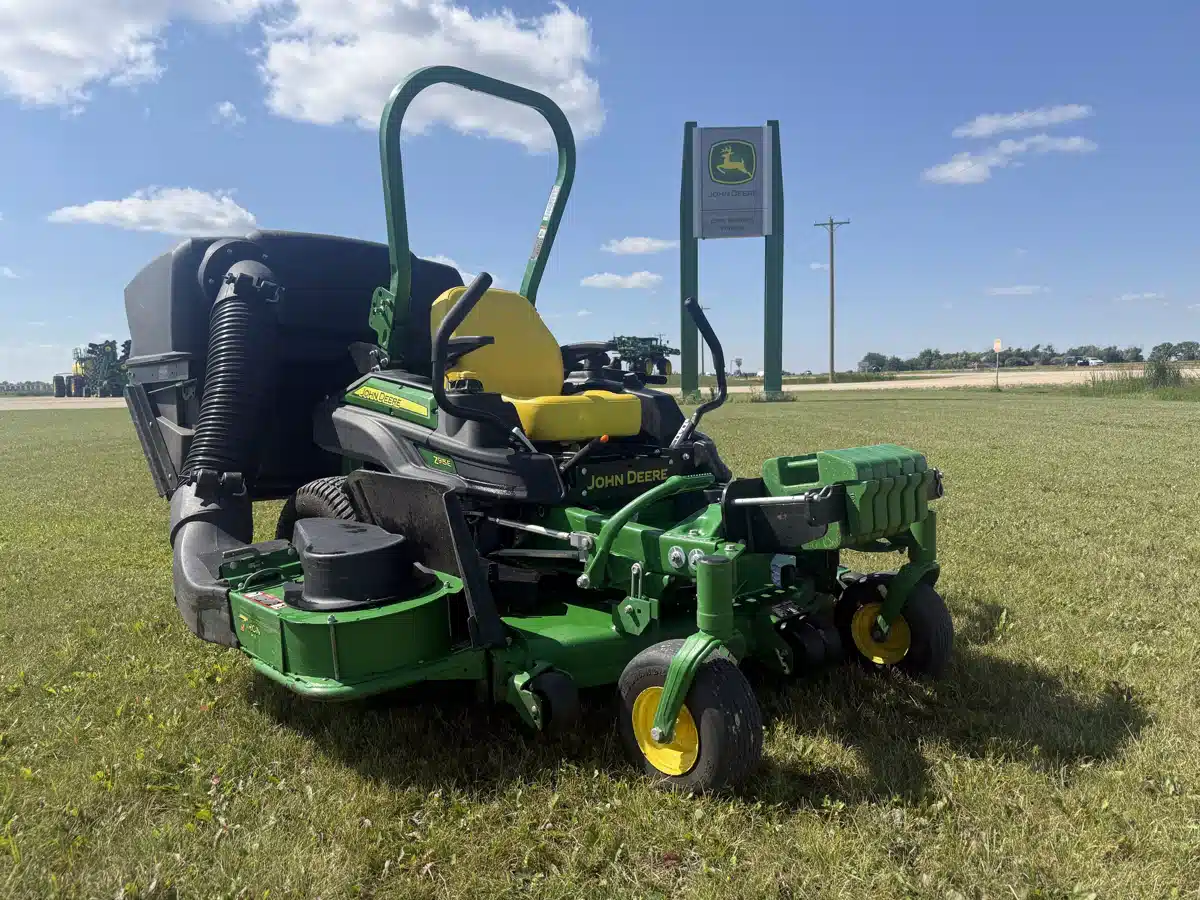 Gallery image 2 for 2019 John Deere Z915E Mower - Zero Turn