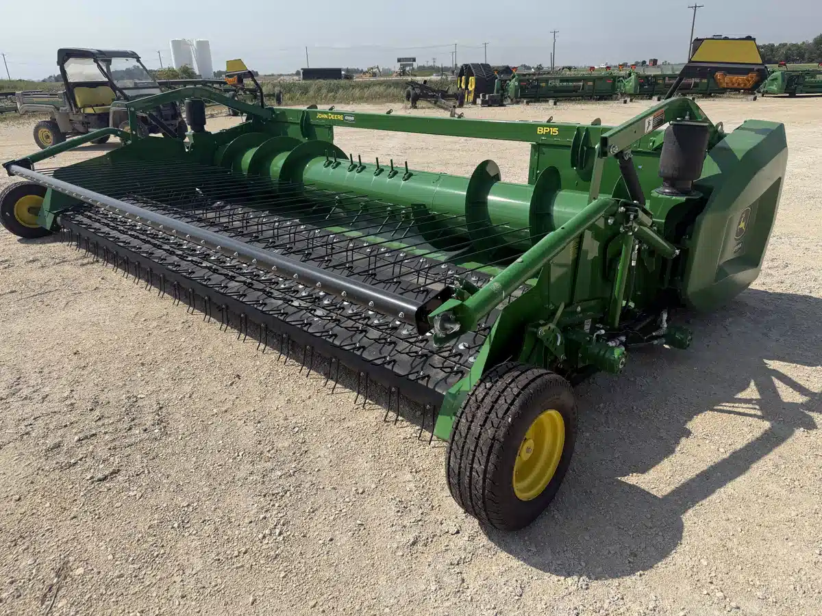 Photo de la Galerie 1 pour 2022 John Deere BP15 Nez - Ramasseur