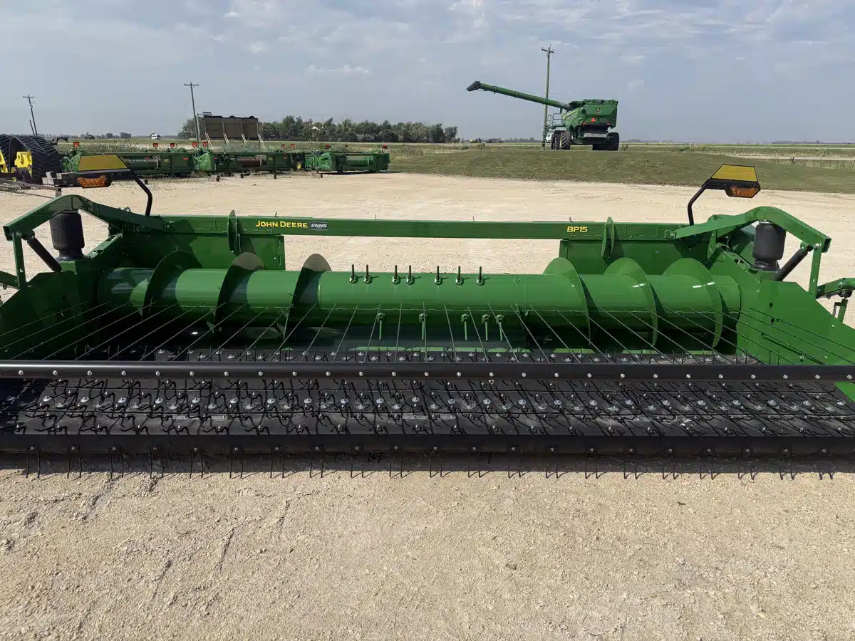 Photo de la Galerie 2 pour 2022 John Deere BP15 Nez - Ramasseur