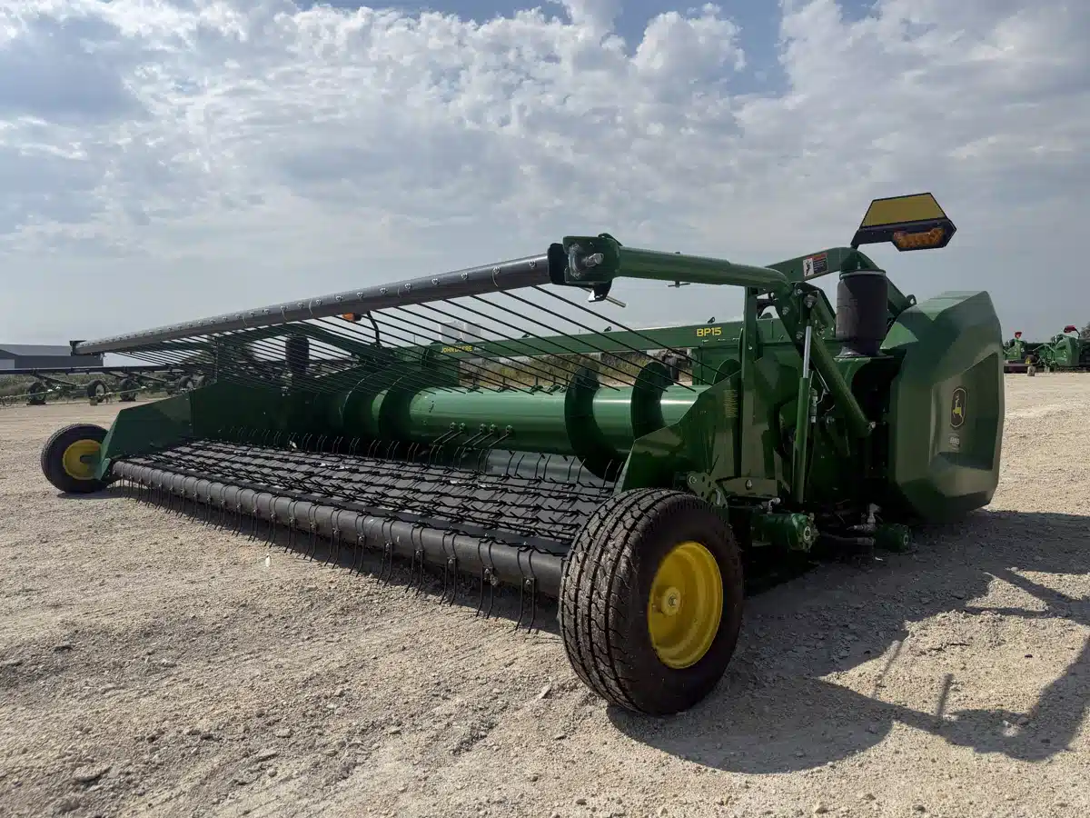 Gallery image 1 for 2024 John Deere BP15 Header - Pickup