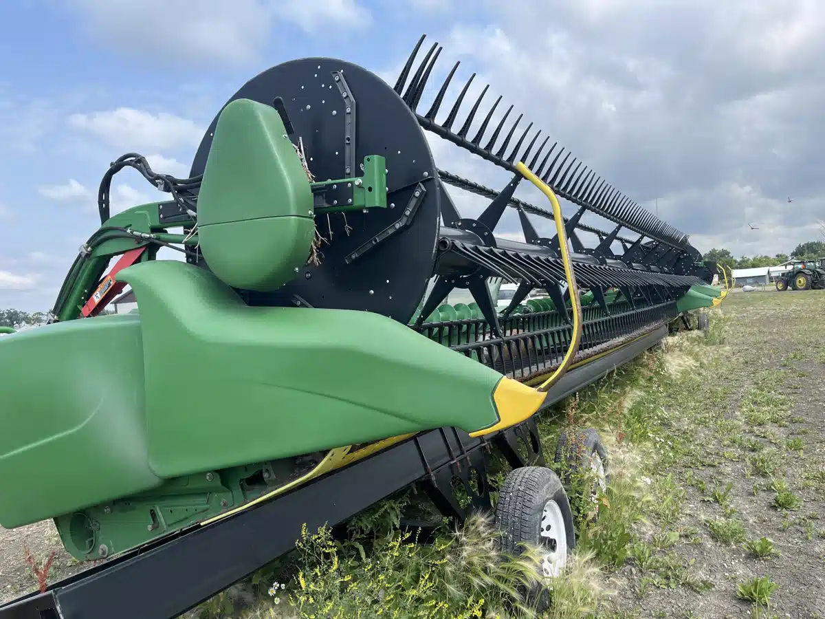 Photo de la Galerie 1 pour 2018 John Deere 635FD Nez - Toile/Tapis