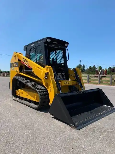 Gallery image 2 for New 2023 Gehl RT215 Skid Steer