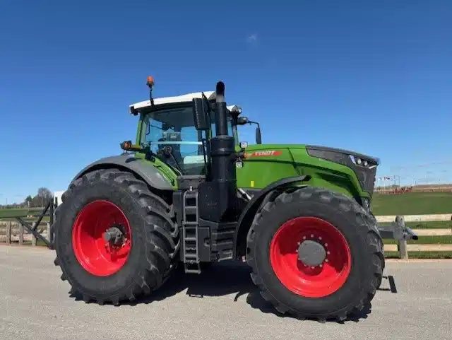 Gallery image 1 for Used 2021 Fendt 1038 VARIO Tractor