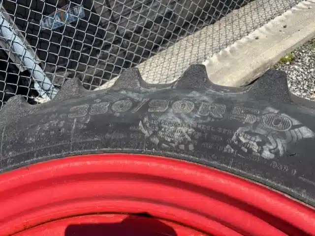 Gallery image 2 for Used 2020 Firestone 380/90R50 Tires