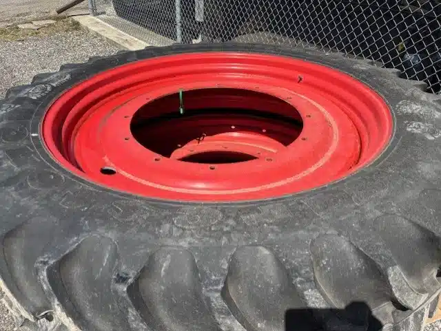 Gallery image 1 for Used 2020 Firestone 380/90R50 Tires