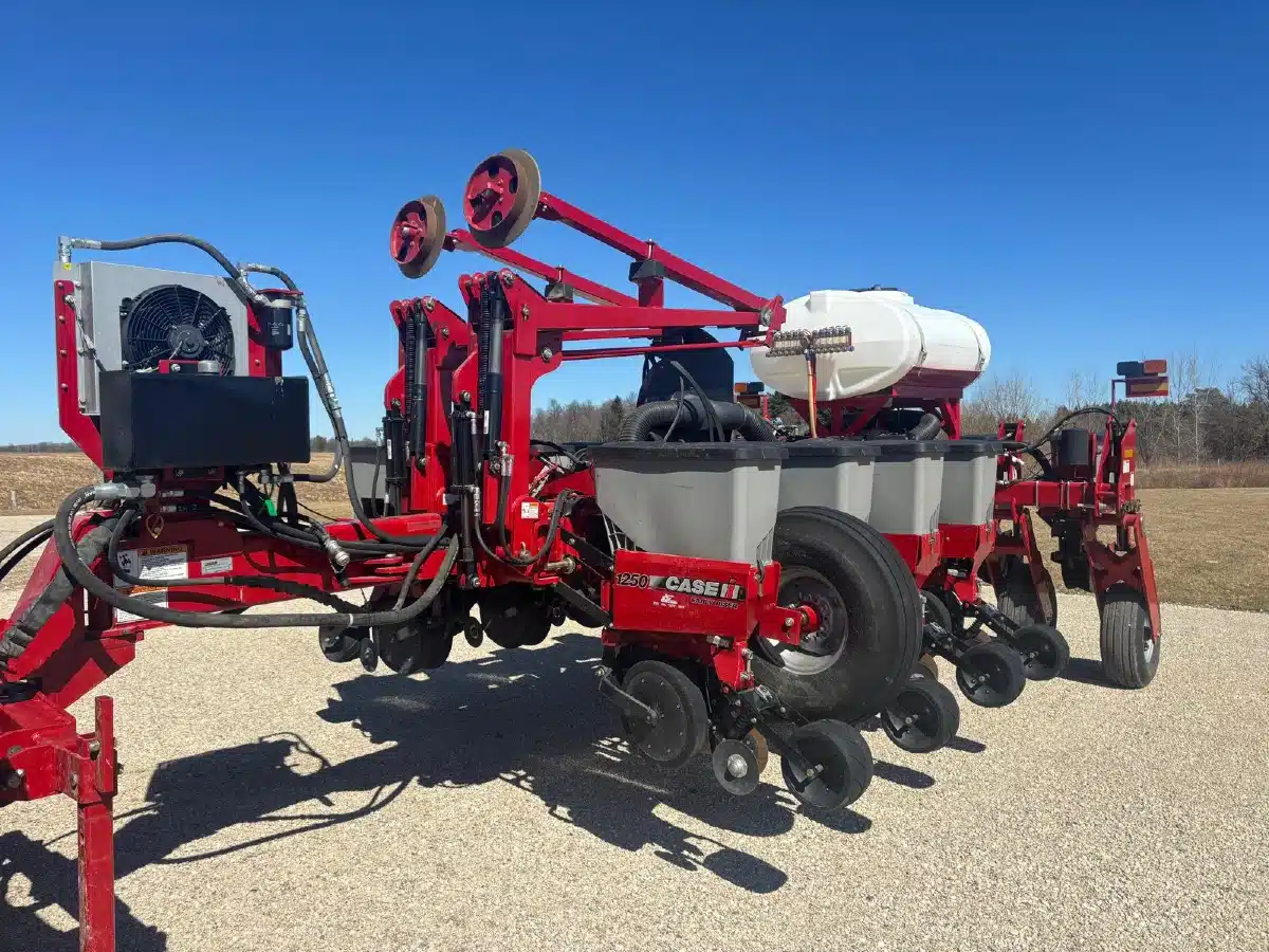 Gallery image 2 for Used 2013 Case IH 1250 Planter
