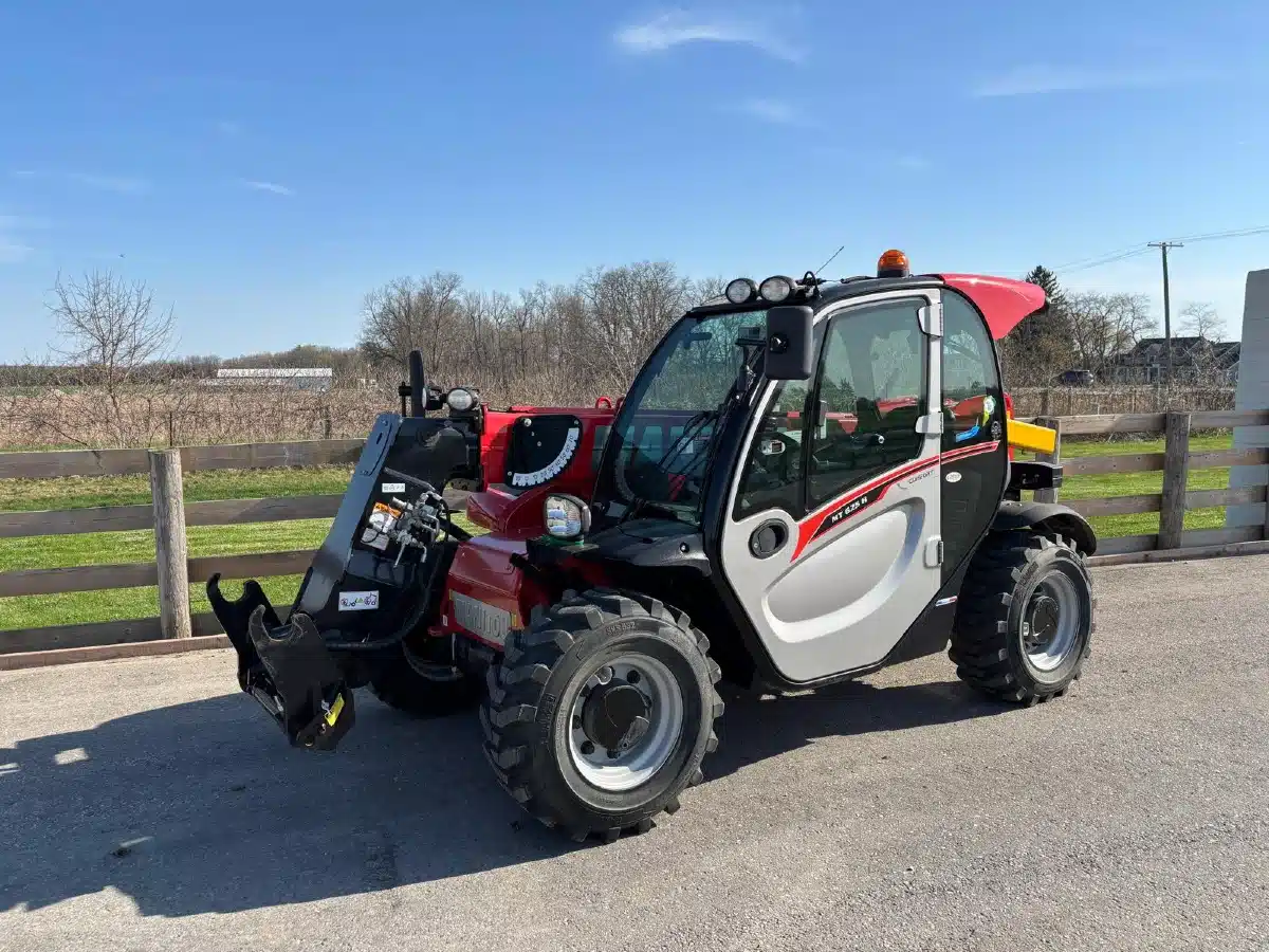 Gallery image 1 for Used 2023 Manitou MT 625 TeleHandler