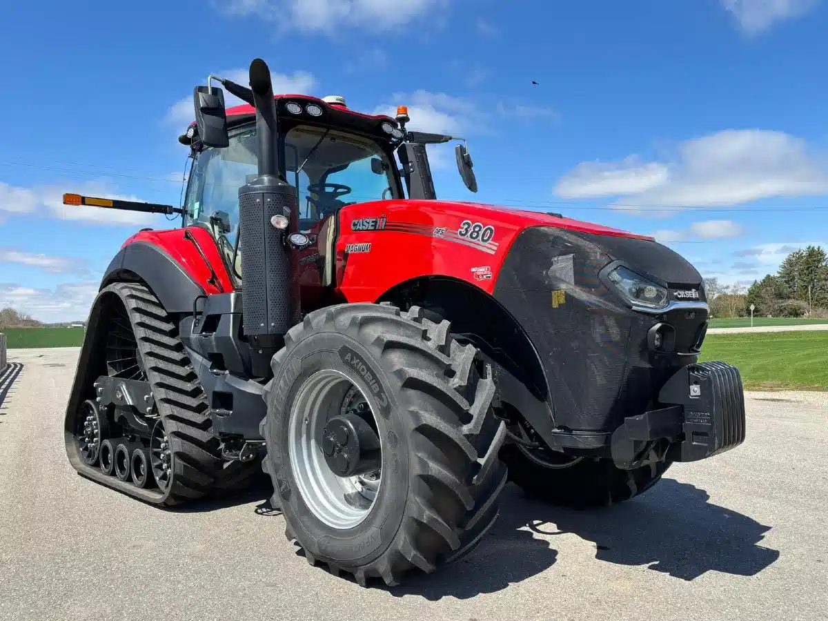 Gallery image 2 for Used 2022 Case IH 380 Tractor