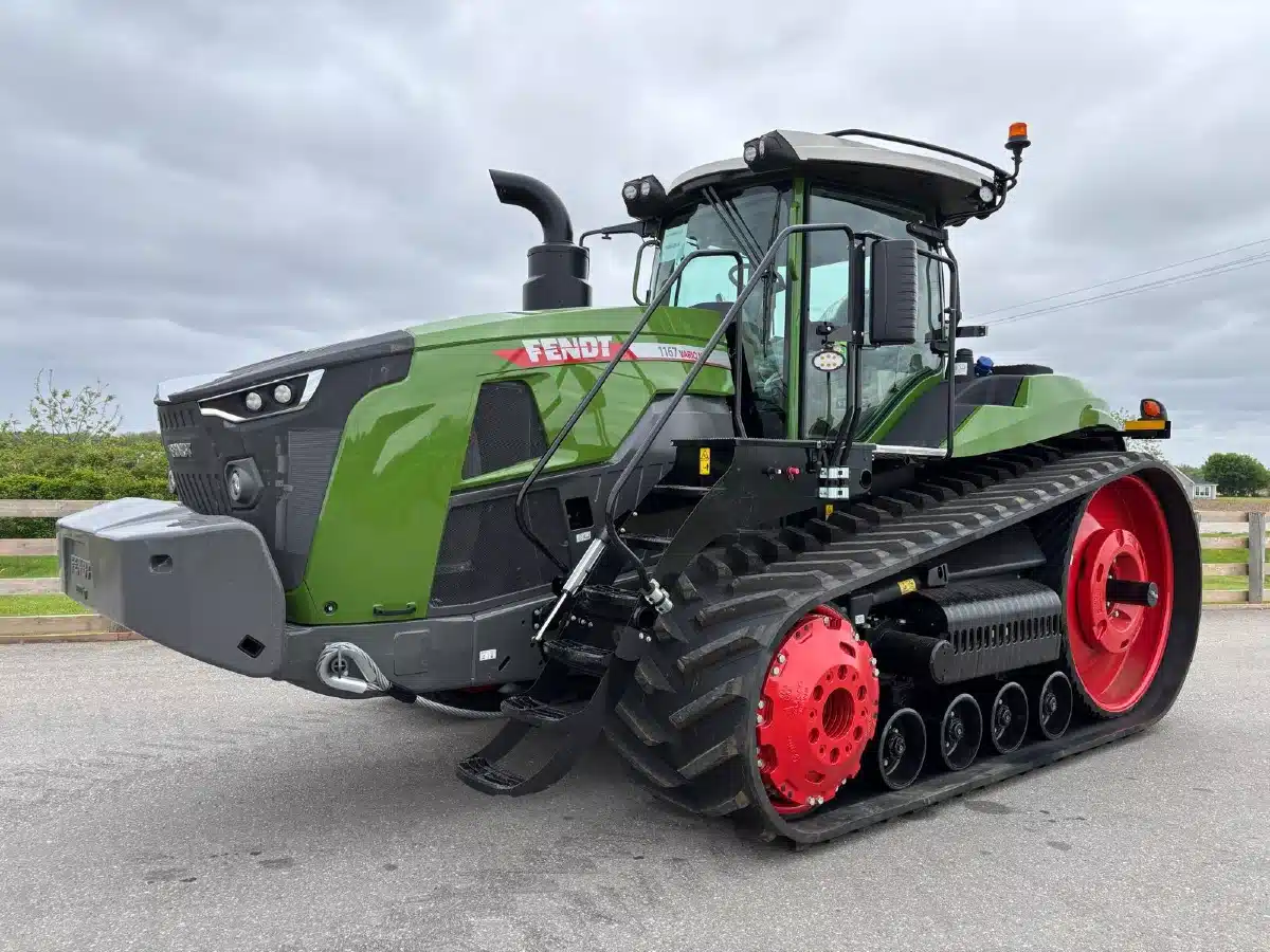 Gallery image 1 for New 2025 Fendt 1167 VARIO MT Tractor