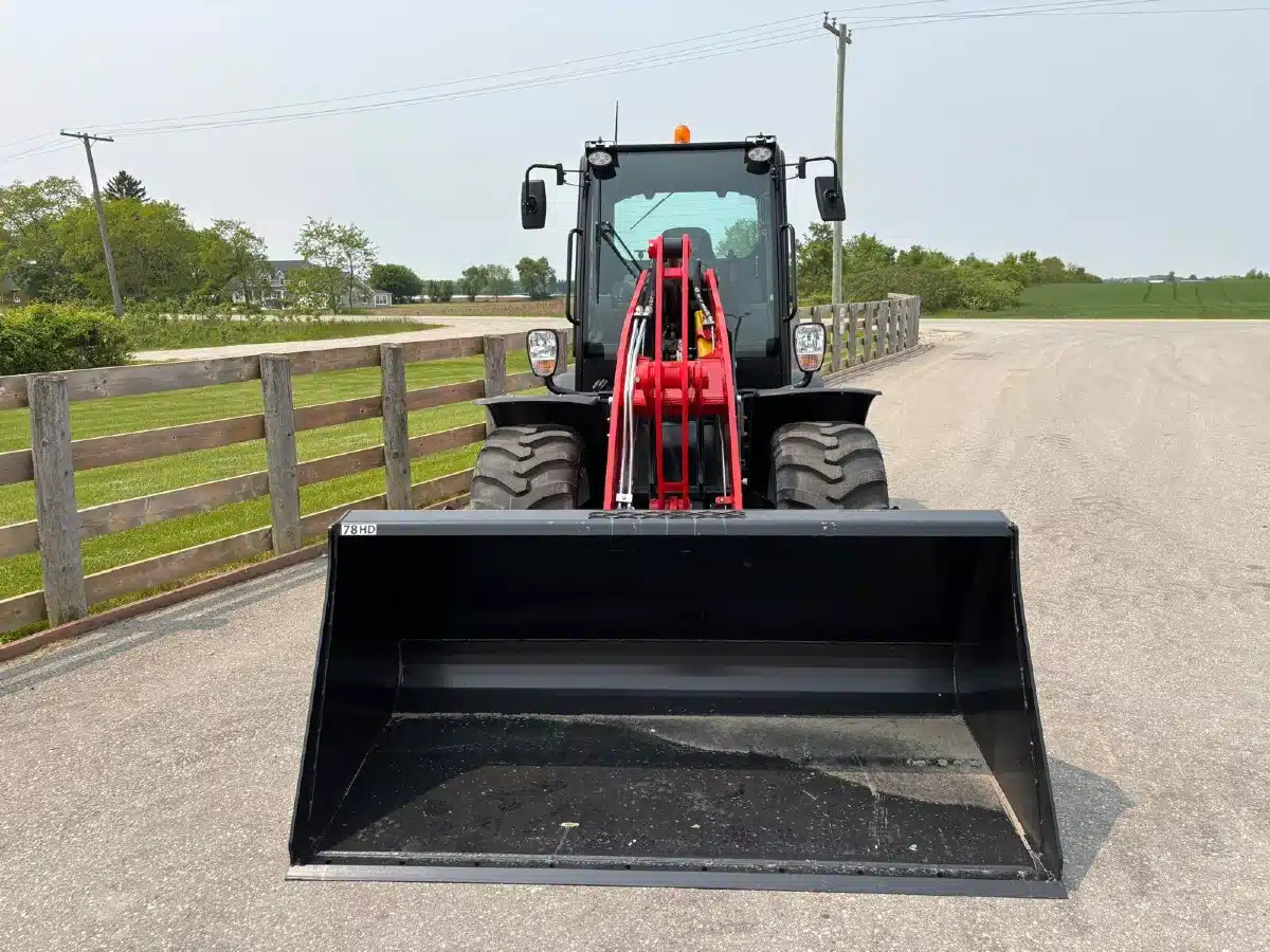 Gallery image 2 for New 2025 Manitou MLA-6 Wheel Loader