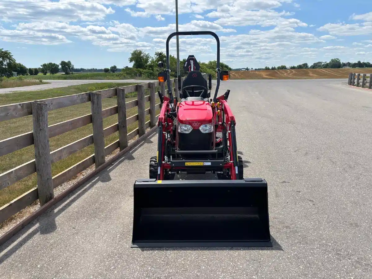 Gallery image 2 for 2025 Massey Ferguson 1GC.25B Tractor