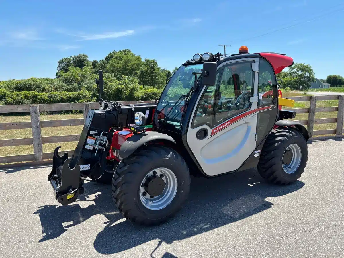 Gallery image 1 for New 2025 Manitou MLT 625 TeleHandler