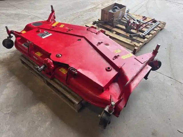 Gallery image 1 for Used 2016 Massey Ferguson 1705 Mower