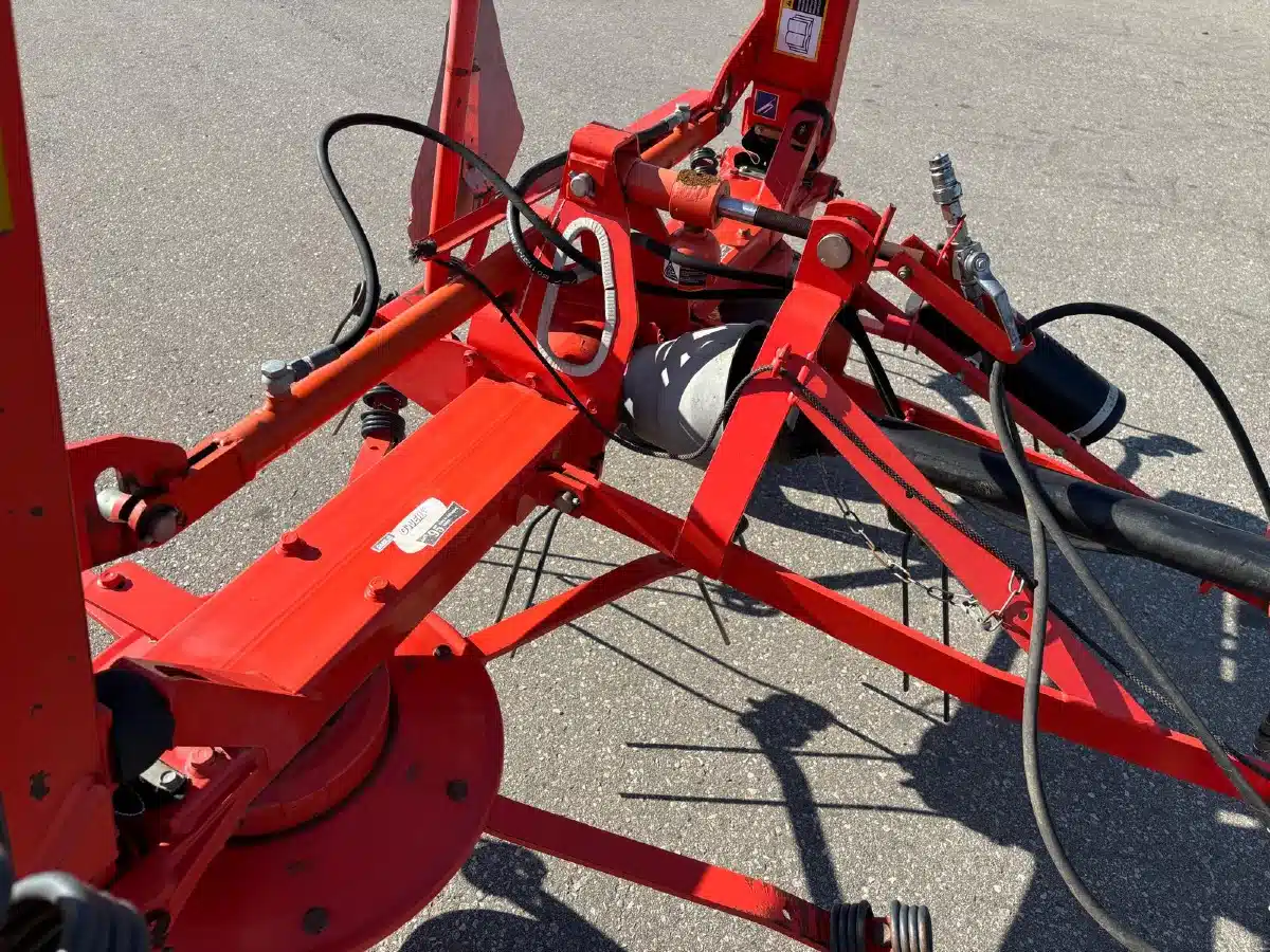 Gallery image 2 for Used Kuhn GF 5202 THA Tedder