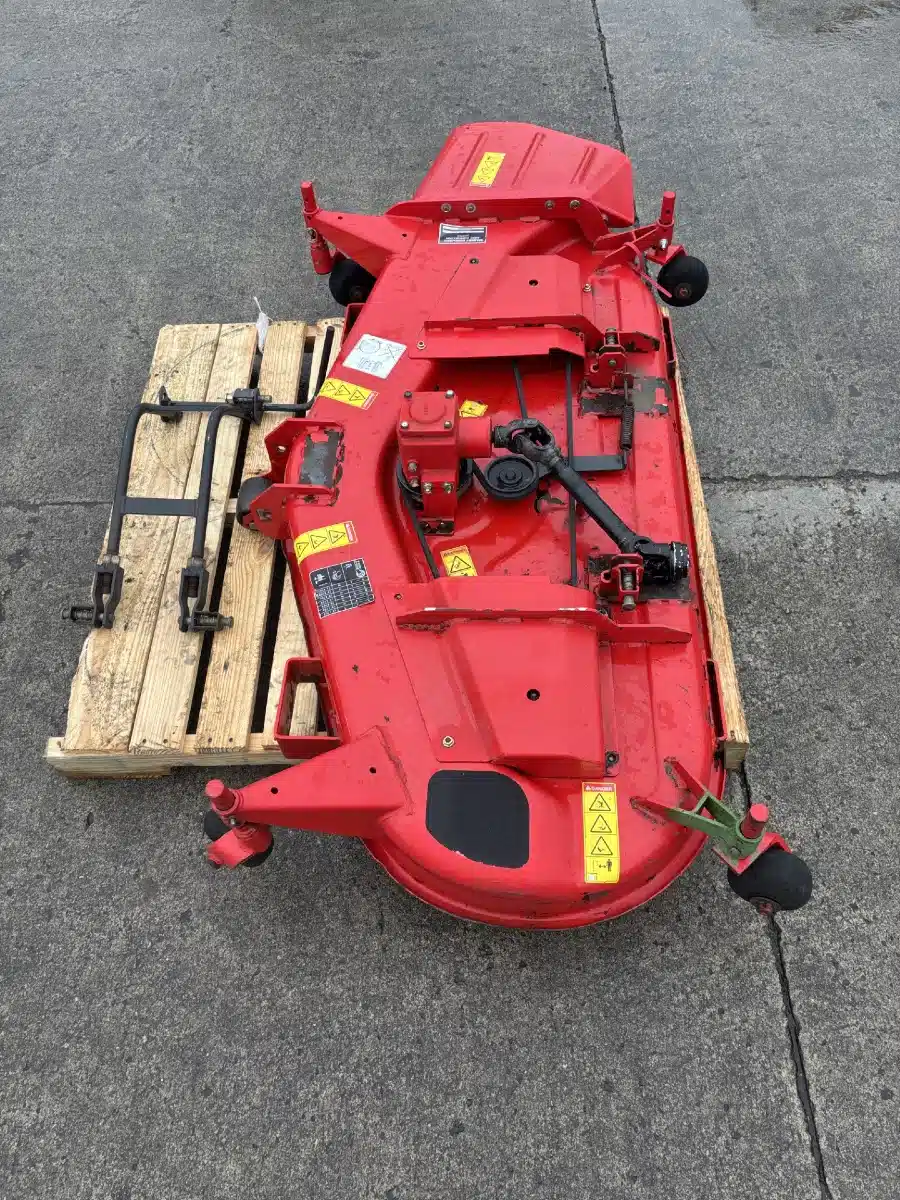 Gallery image 1 for Massey Ferguson 2326 Mower Deck