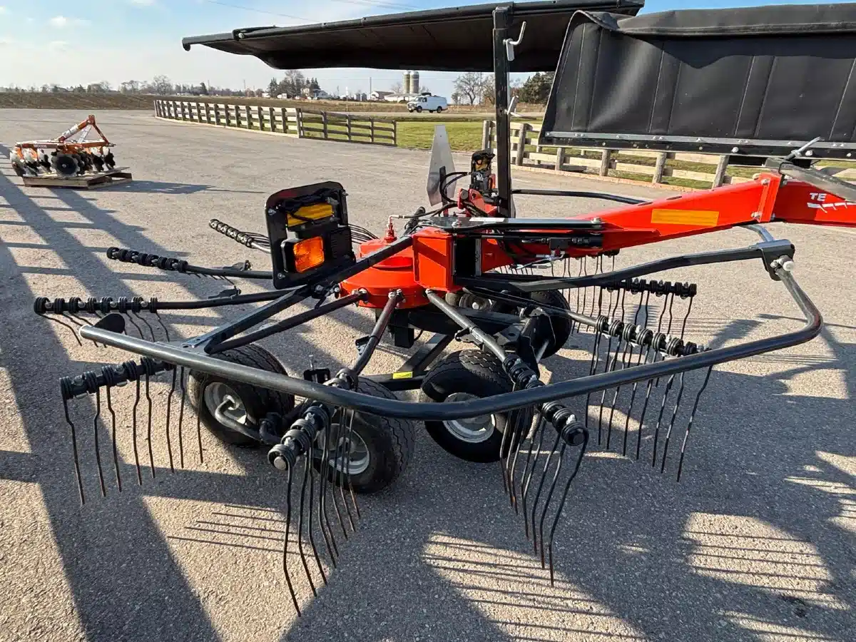 Gallery image 2 for Used 2021 Kubota RA2071T Rake