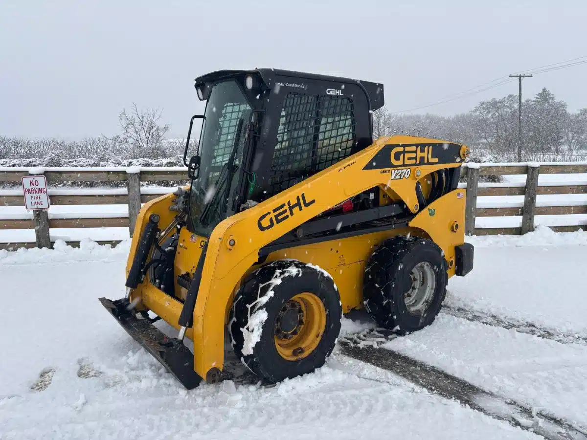 Gallery image 2 for 2022 Gehl V270 Skid Steer