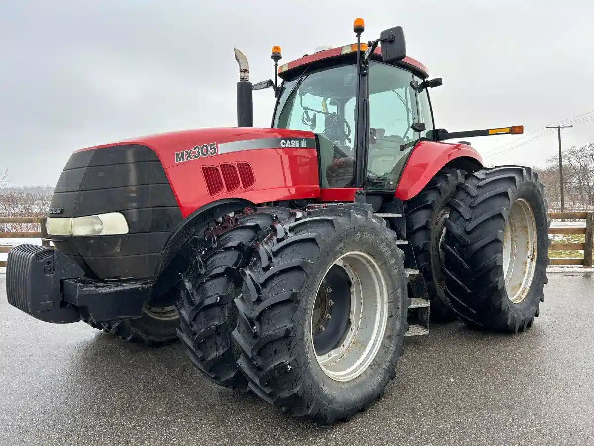 2006 Case MX305 Tractor