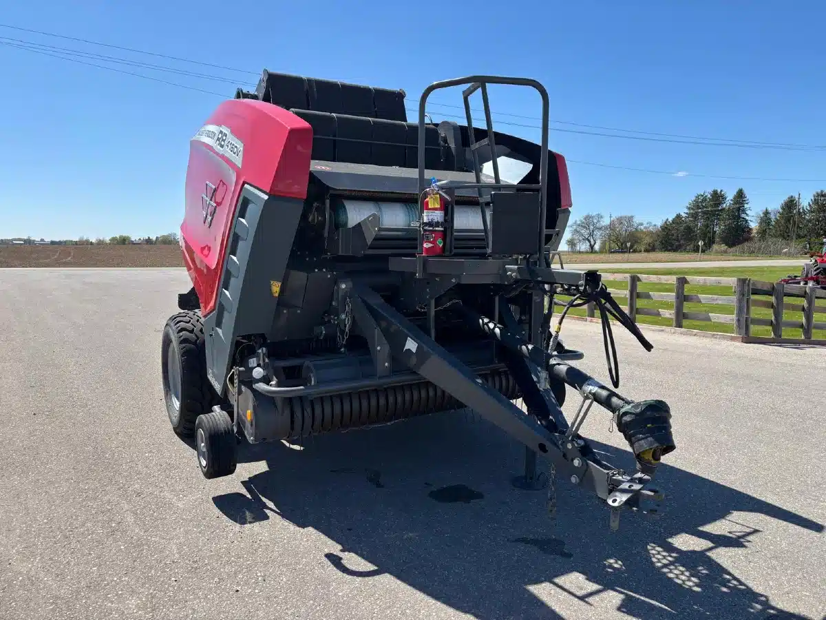 Photo de la Galerie 2 pour 2021 Massey Ferguson RB 4160V Presse à Balle Ronde