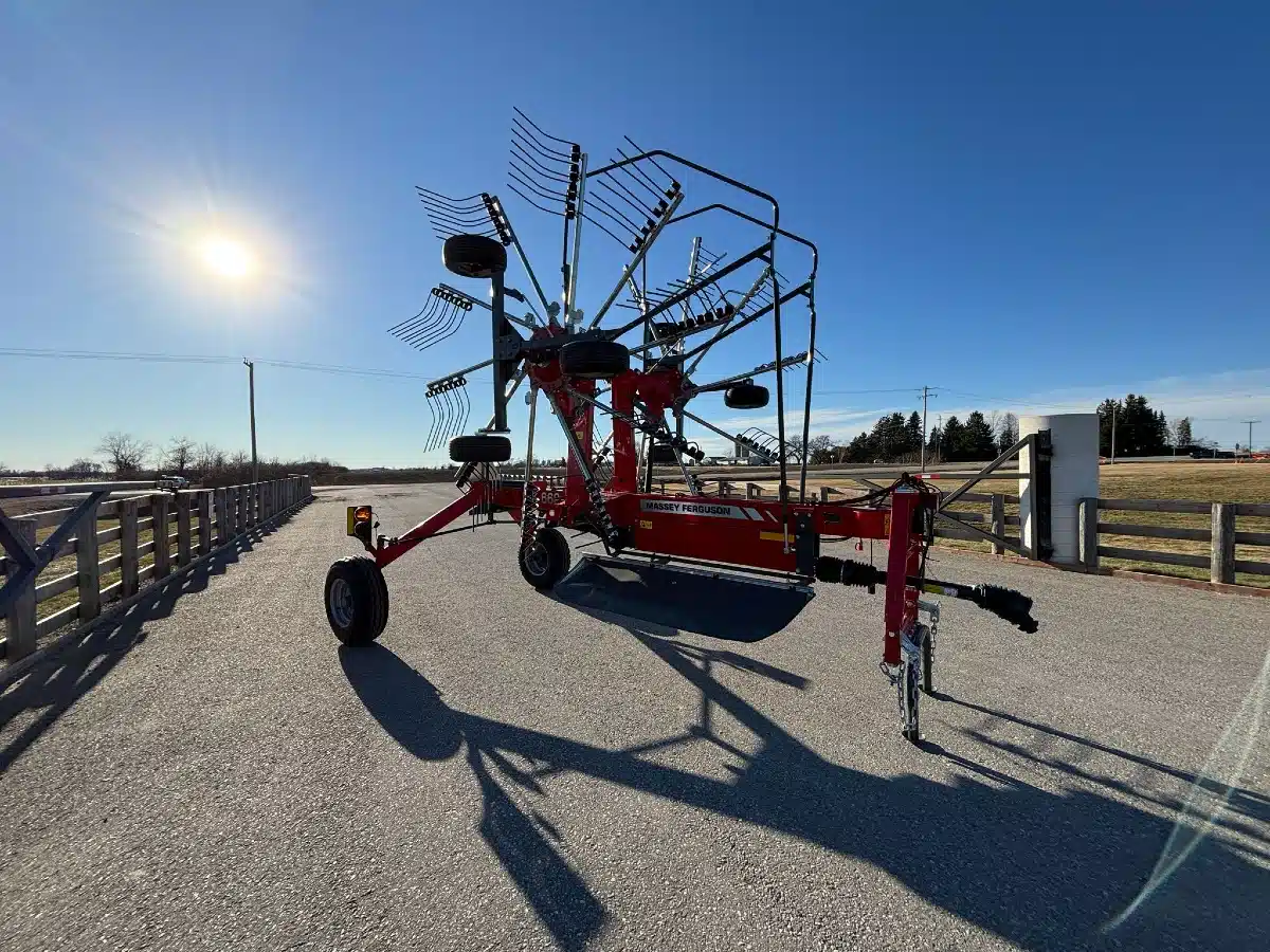 Gallery image 2 for 2026 Massey Ferguson RK 662 Rake