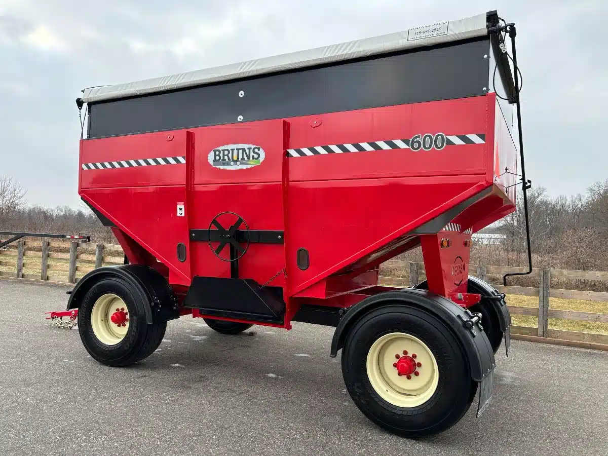 Gallery image 2 for 2026 Bruns Manufacturing 600 Gravity Box