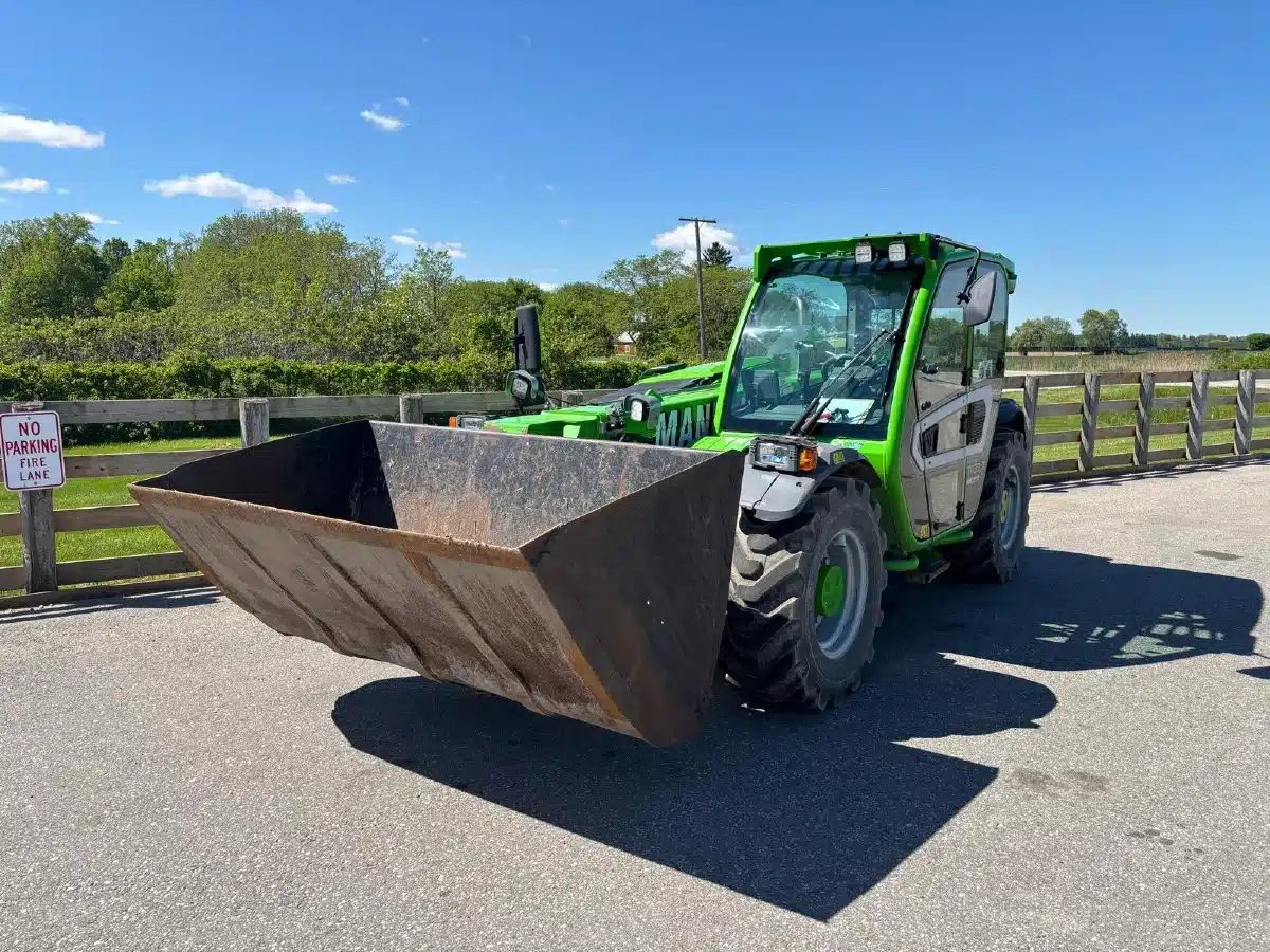 Gallery image 1 for 2022 Merlo P33.7 TeleHandler