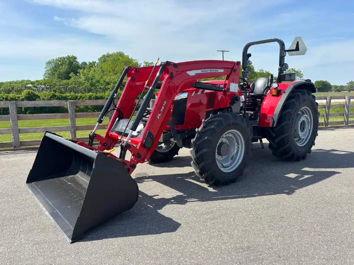 Photo de la Galerie 1 pour 2026 Massey Ferguson 4707 Tracteur