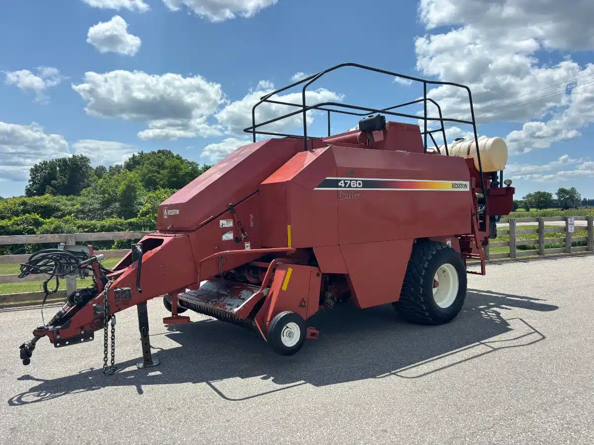 Gallery image 1 for 2004 Hesston 4760 Square Baler - Large