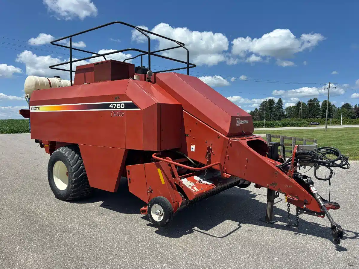 Gallery image 2 for 2004 Hesston 4760 Square Baler - Large