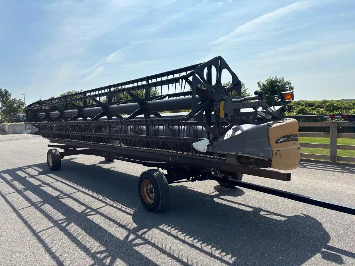 Photo de la Galerie 2 pour 2008 Challenger FHB-30 Header - Flex