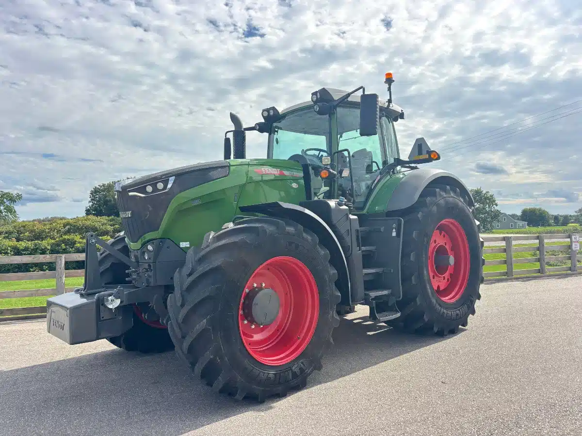Photo de la Galerie 1 pour 2021 Fendt 1038 VARIO Tracteur