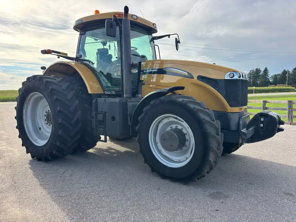 Gallery image 2 for 2009 Challenger MT675C Tractor