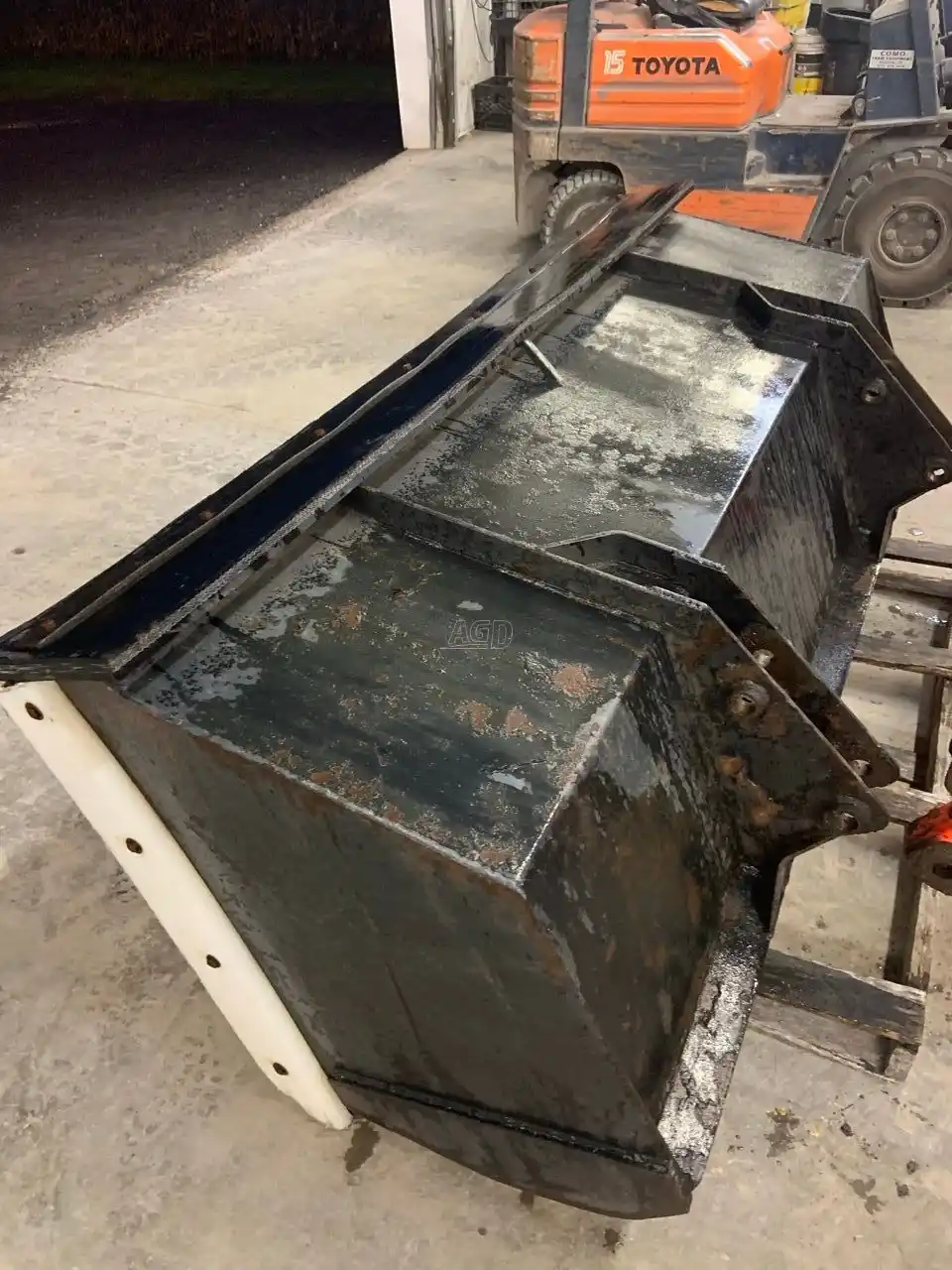 Gallery image 1 for Used 2007 HLA Attachments 81 INCH Snow Blade