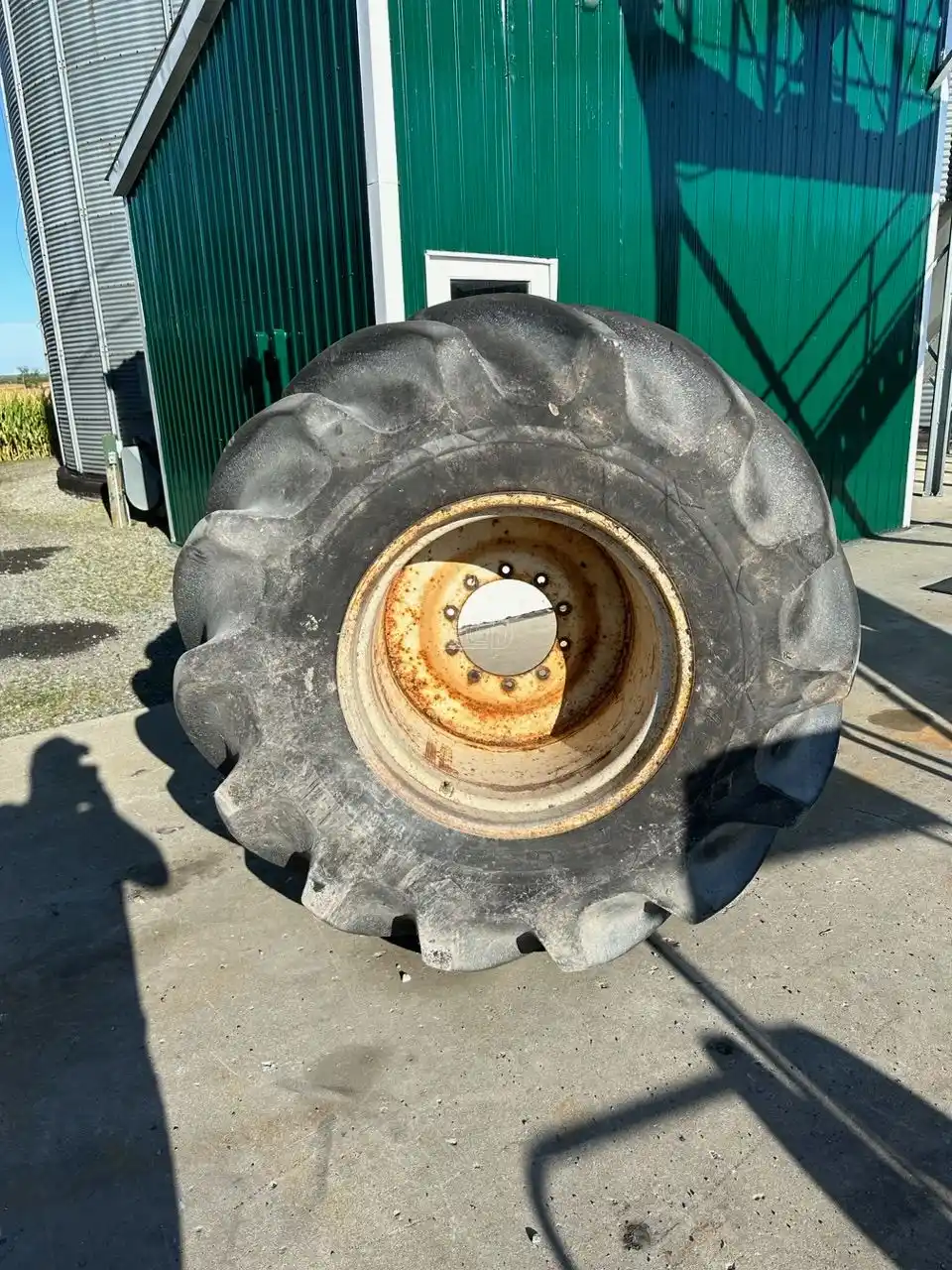 Gallery image 1 for Used Goodyear 67x34.00-30 Tires & Rims