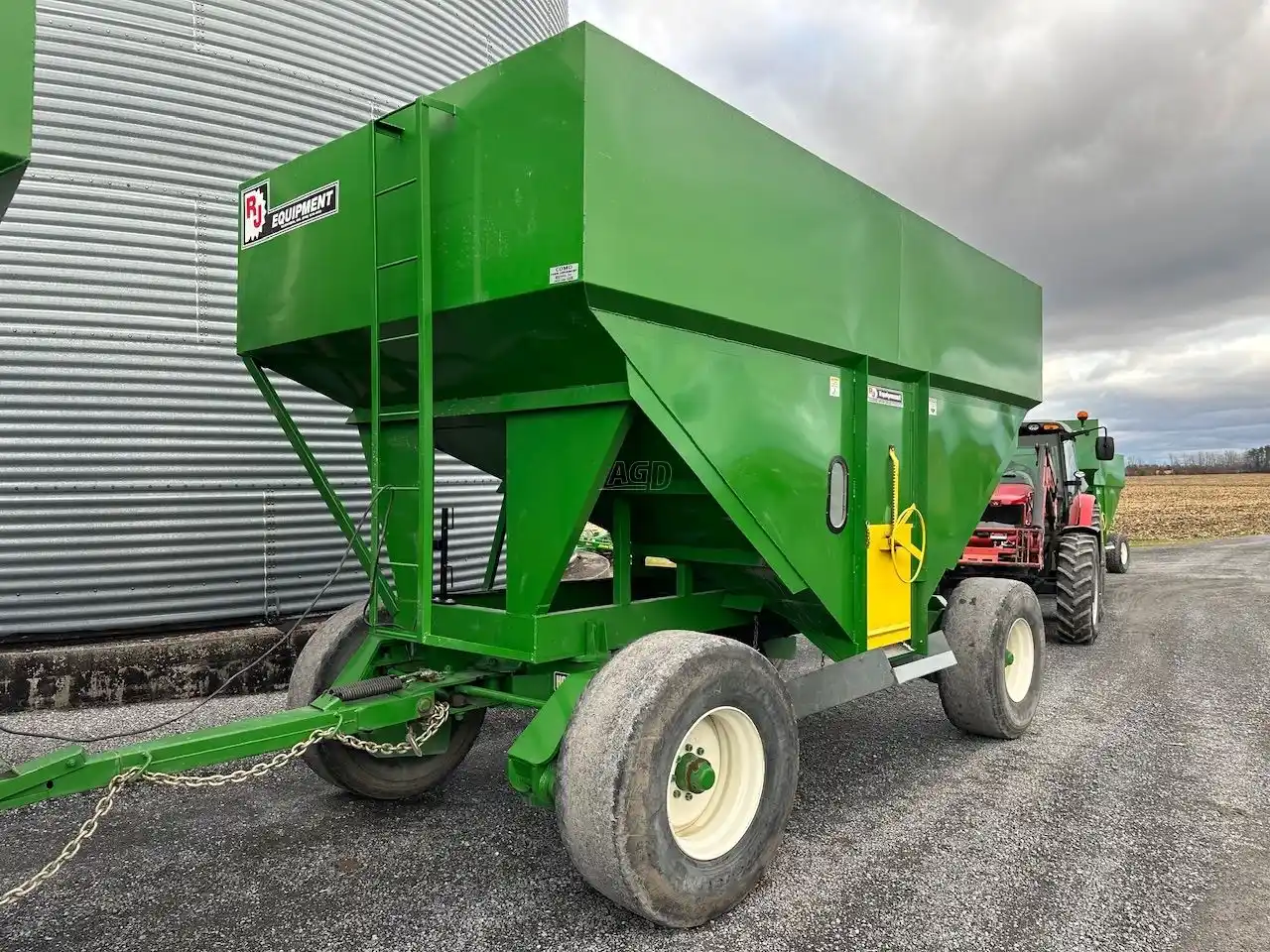 Gallery image 2 for Used 2016 RJ Equipment 600 Gravity Box