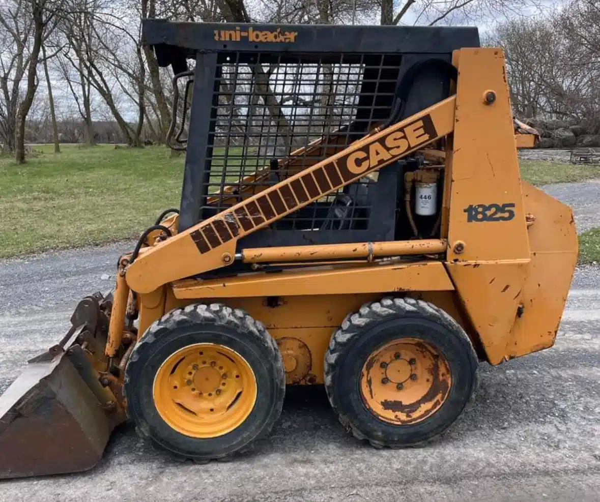 Gallery image 2 for Used 1990 Case 1825 Skid Steer