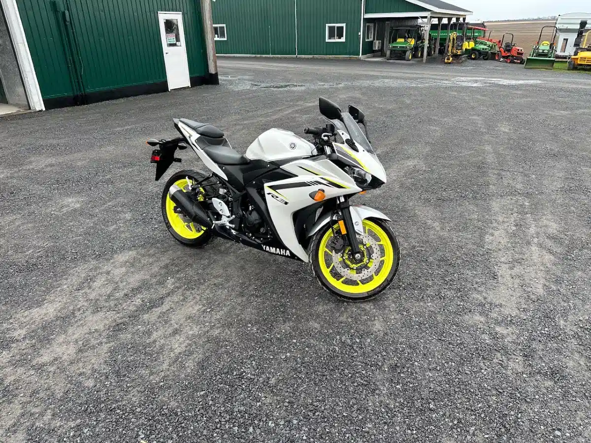 Image pour Usagé 2018 Yamaha YFZ-R3 motocyclette