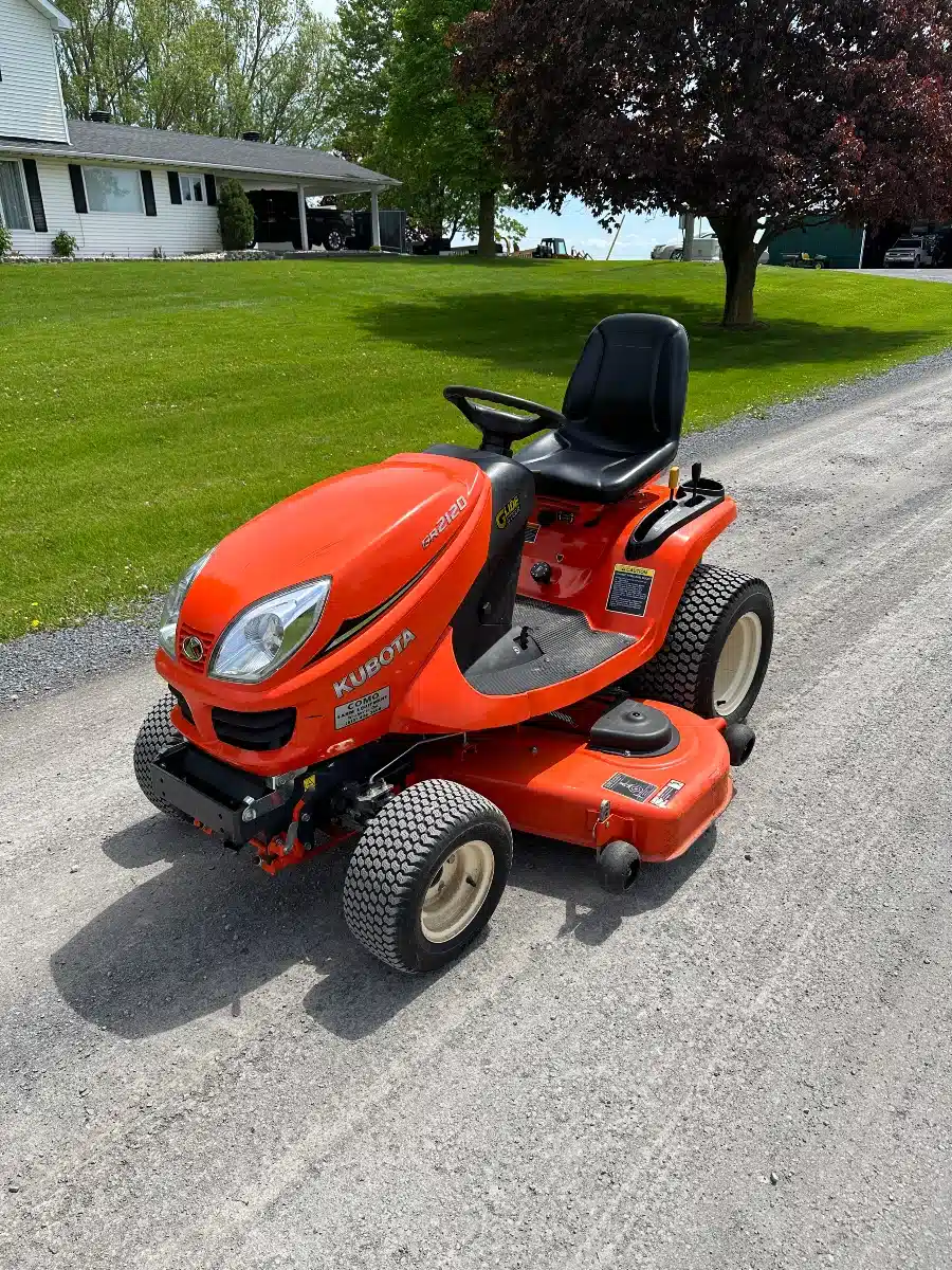 Image for Used 2017 Kubota GR2120 Lawn Tractor
