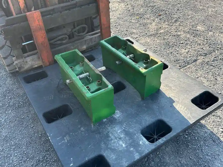 Gallery image 1 for John Deere R204428 60KG Base Weight Weights