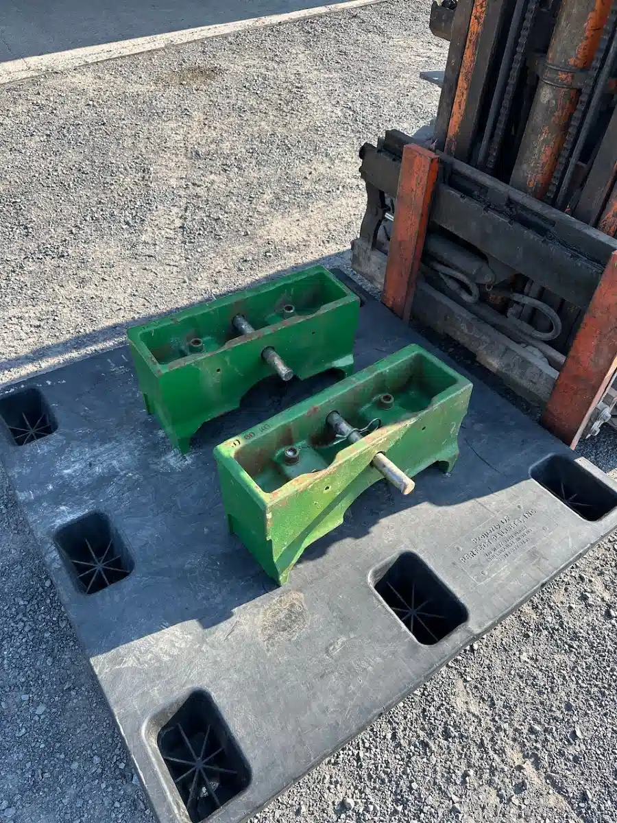 Gallery image 2 for John Deere R204428 60KG Base Weight Weights