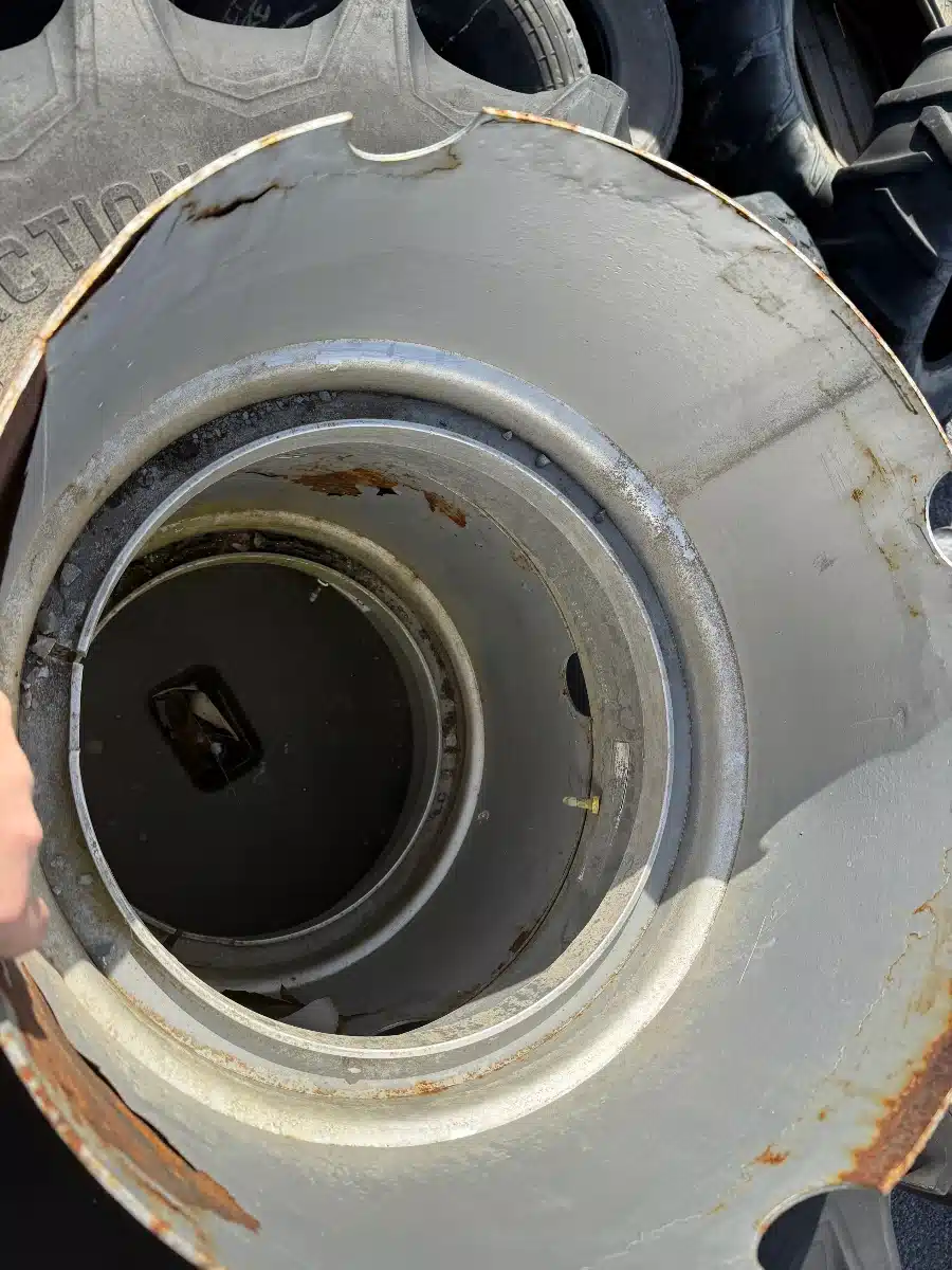 Gallery image 2 for Used Firestone 14.9-24 Duals