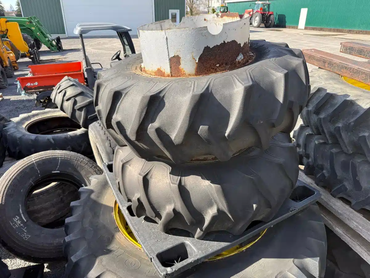 Gallery image 1 for Used Firestone 14.9-24 Duals