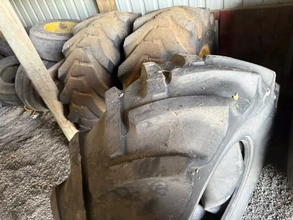 Gallery image 2 for Used Mitas 420/85R24 Tires