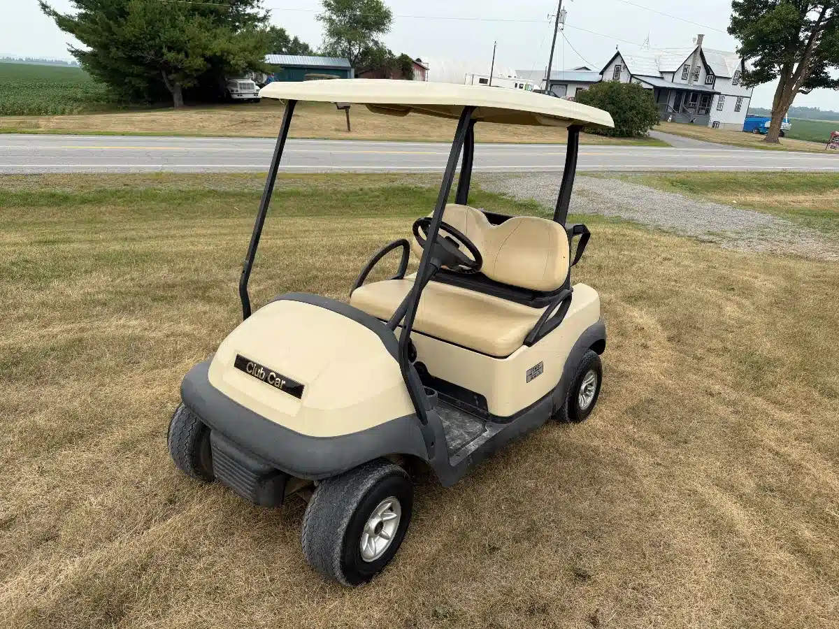 Gallery image 2 for Used 2007 Club Car Precedent Gas Golf Cart