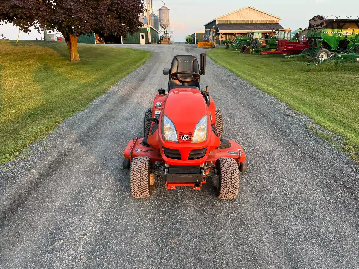 Gallery image 2 for Used 2015 Kubota GR2120 Lawn Tractor