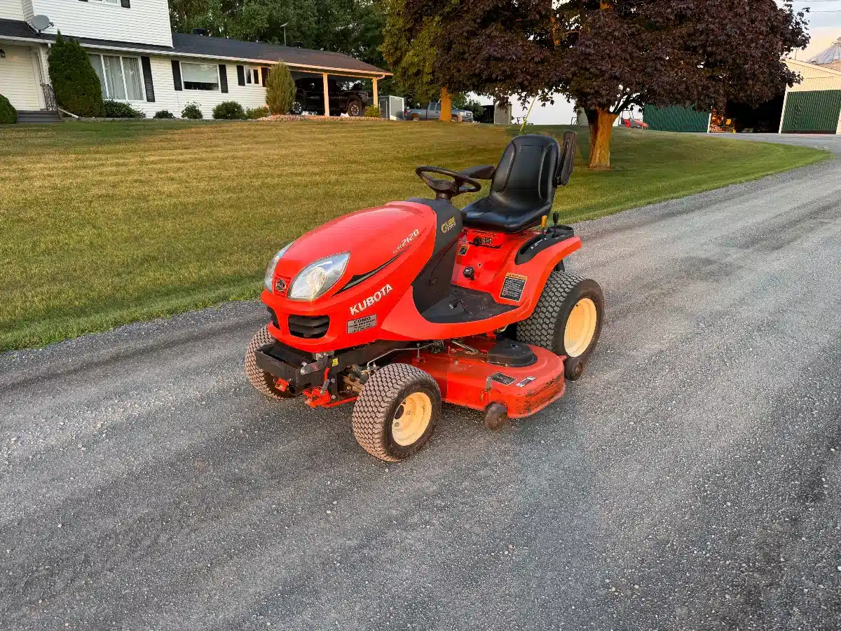 Gallery image 1 for Used 2015 Kubota GR2120 Lawn Tractor